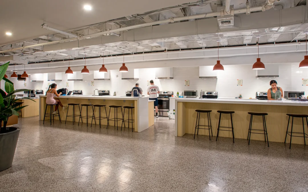 Manhattan Commercial Building Contractors: How Do They Work?